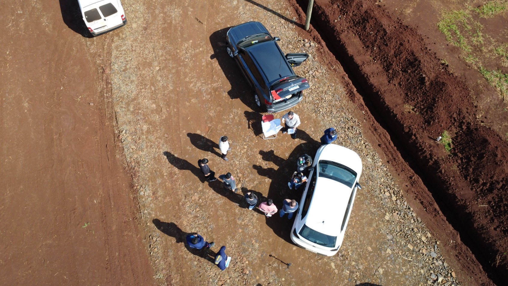 GRAN LOTEO EN ACCESO A ARAUCO.  CON SERVICIOS