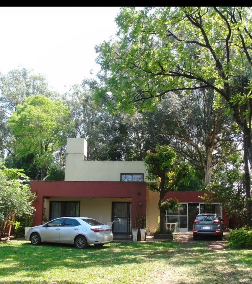 VENTA - IMPORTANTE CASA EN BARRIO PANAMBI-POSADAS MISIONES/TELEFONO  3764377349 