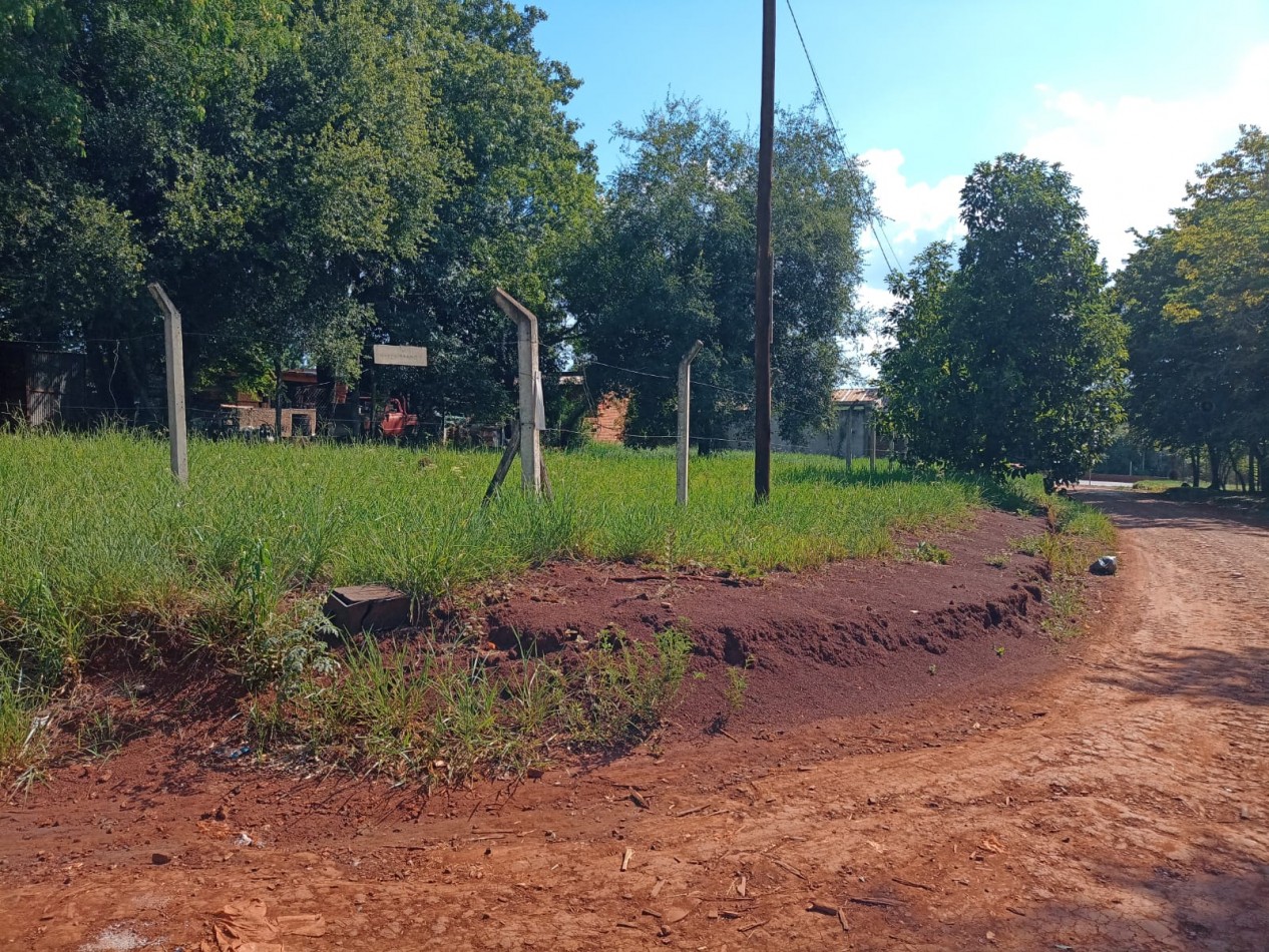 LOTE EN ESQUINA EN GARUPA 