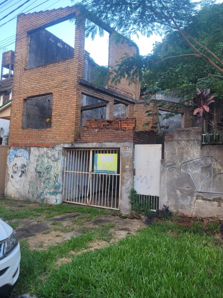 VENTA DE LOTE -EXCELENTE UBICACION A PASOS DE LA COSTANERA