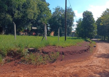 LOTE EN ESQUINA EN GARUPA 